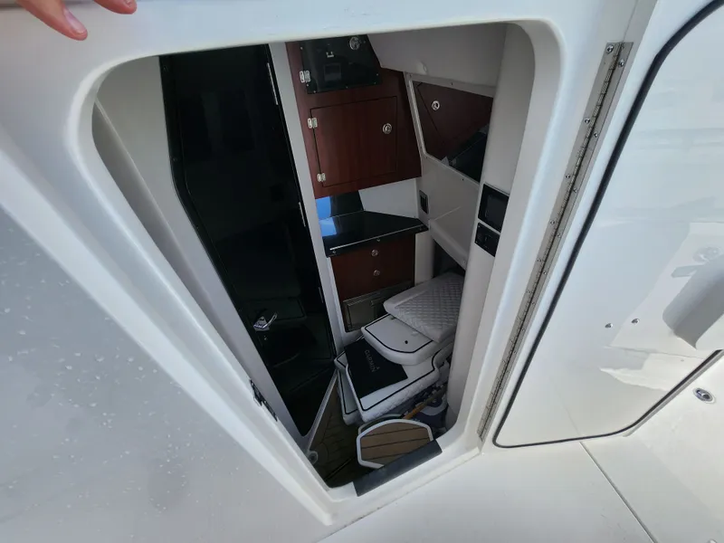 Slide: The Image of Caymas 401CC 2023 - 20