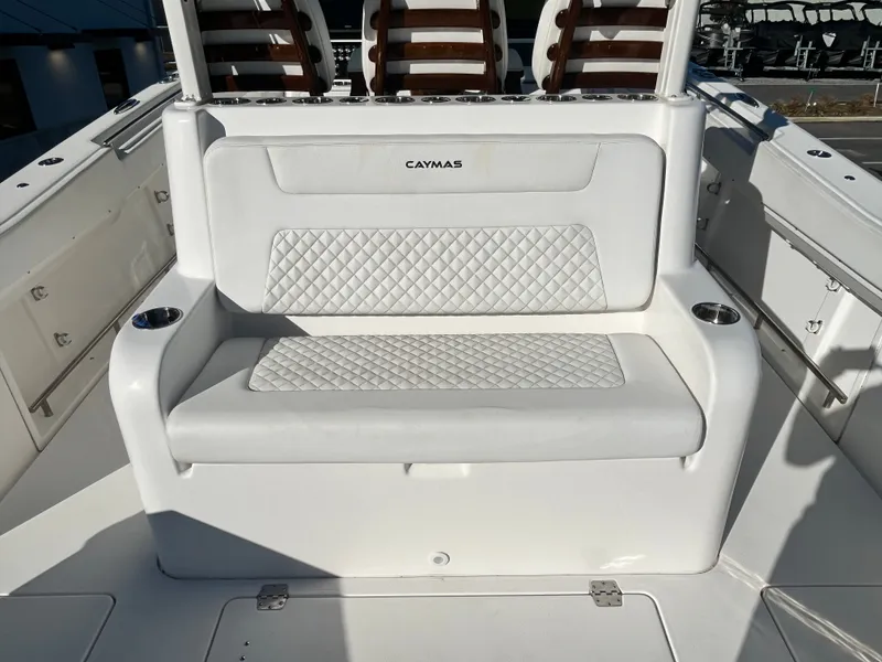 Slide: The Image of Caymas 401CC 2023 - 28