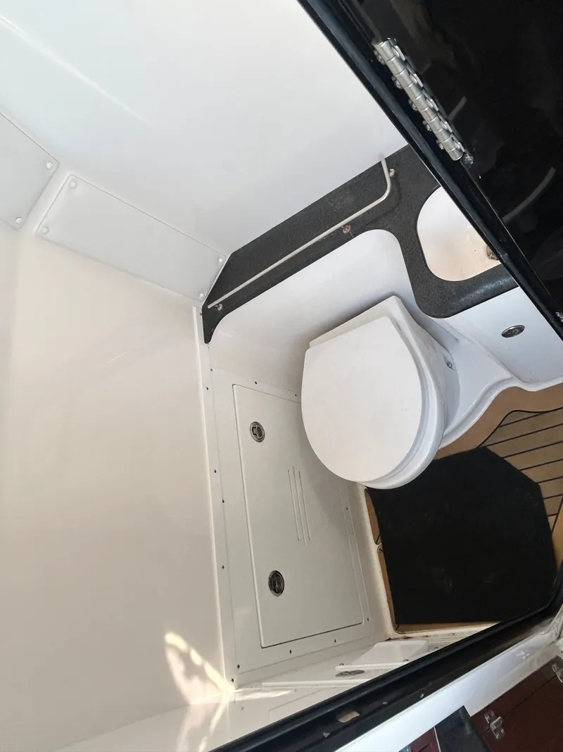 Slide: The Image of Caymas 401CC 2023 - 31