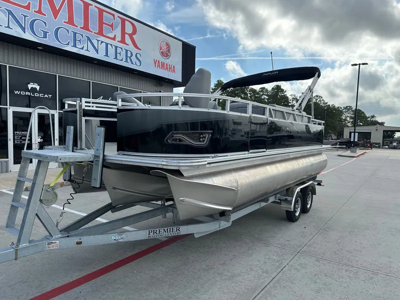 Slide: The Image of Avalon Venture 85 Quad Fish - 21' 2026 - 3