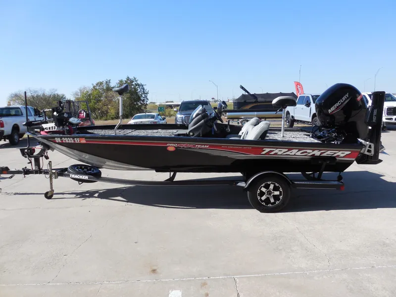 Slide: The Image of Tracker Pro Team 195 TXW 2018 - 5