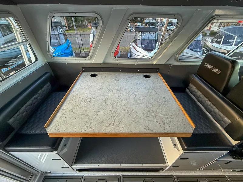 Slide: The Image of North River 3200 EXL Endurance 2026 - 15