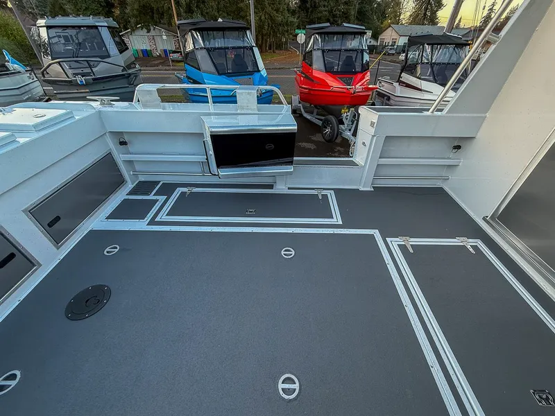 Slide: The Image of North River 3200 EXL Endurance 2026 - 21