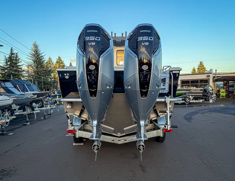 Slide: The Image of North River 3200 EXL Endurance 2026 - 4