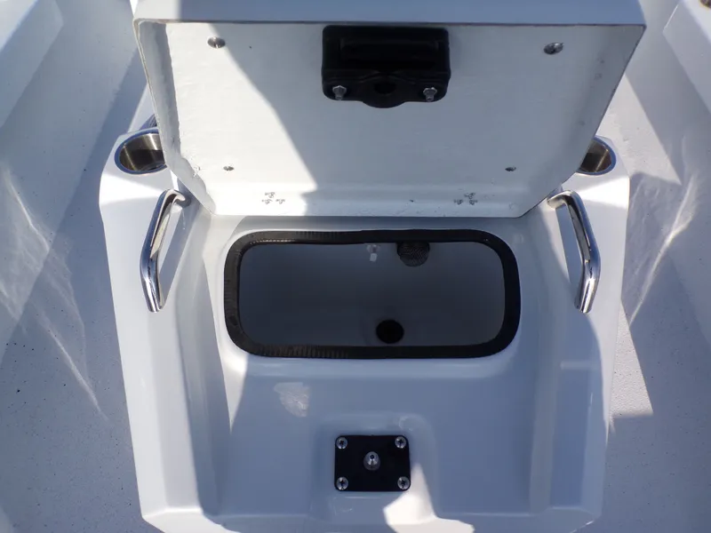 Slide: The Image of Xpress H20B Bay 2026 - 15