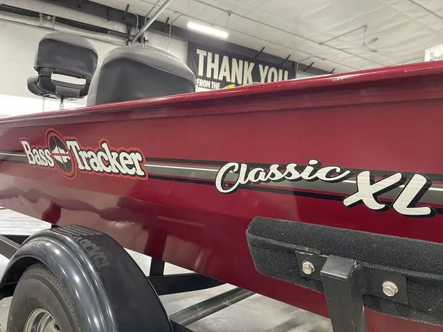 Slide: The Image of Tracker Bass Tracker Classic XL 2024 - 8