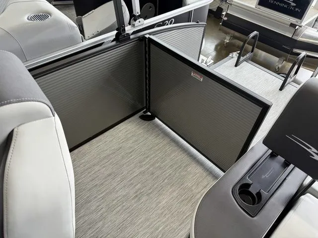 Slide: The Image of Bennington S Swingback 22 SSB Tritoon 2026 - 25