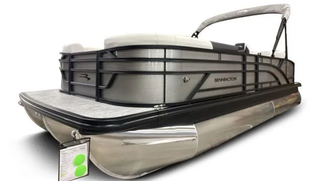 Slide: The Image of Bennington S Swingback 22 SSB Tritoon 2026 - 4