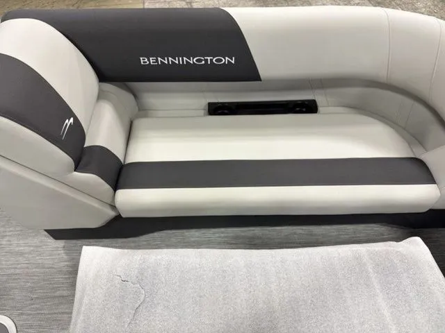 Slide: The Image of Bennington S Quad Bench 22 SSR Tritoon 2026 - 10