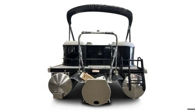 Slide: The Image of Bennington S Quad Bench 22 SSR Tritoon 2026 - 7