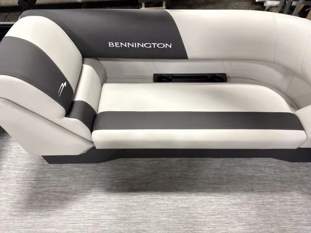 Slide: The Image of Bennington S Quad Bench 22 SSR Tritoon 2026 - 17