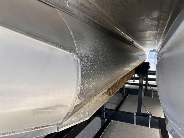 Slide: The Image of Avalon Catalina Quad Lounge 25' 2020 - 13