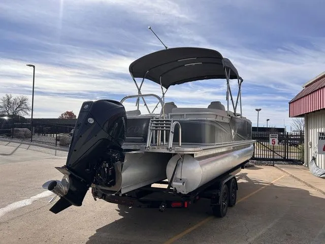 Slide: The Image of Avalon LSZ Quad Lounger 2485 2021 - 5