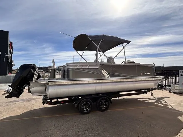 Slide: The Image of Avalon LSZ Quad Lounger 2485 2021 - 6