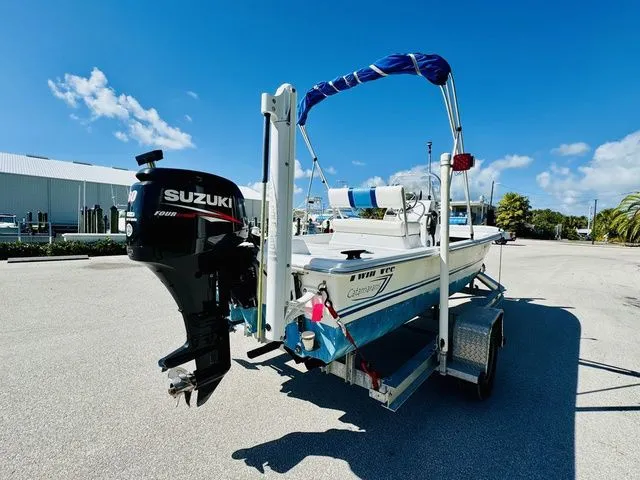 Slide: The Image of Twin Vee 17 CC 2014 - 17