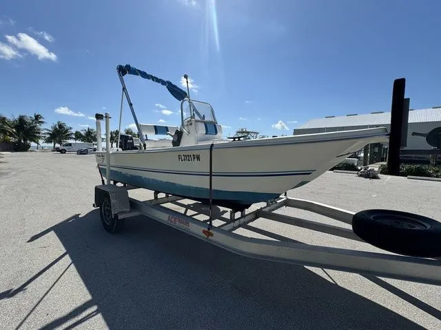 Slide: The Image of Twin Vee 17 CC 2014 - 19