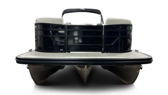 Slide: The Image of Bennington S Quad Bench 22 SSR Tritoon 2026 - 3