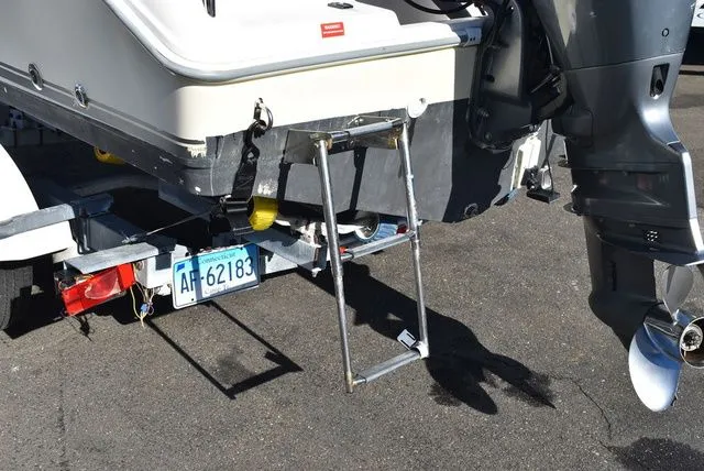 Slide: The Image of Cobia 194 Center Console 2007 - 23