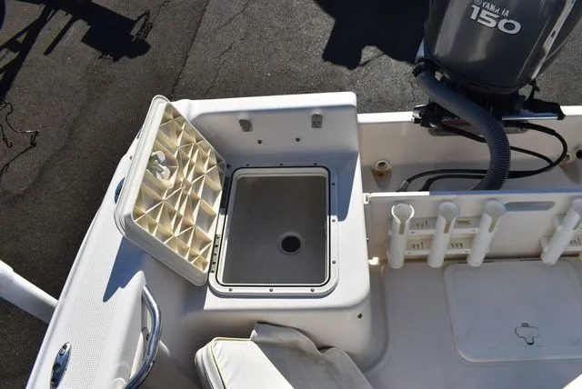 Slide: The Image of Cobia 194 Center Console 2007 - 28