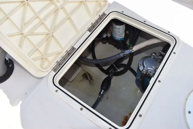 Slide: The Image of Cobia 194 Center Console 2007 - 31