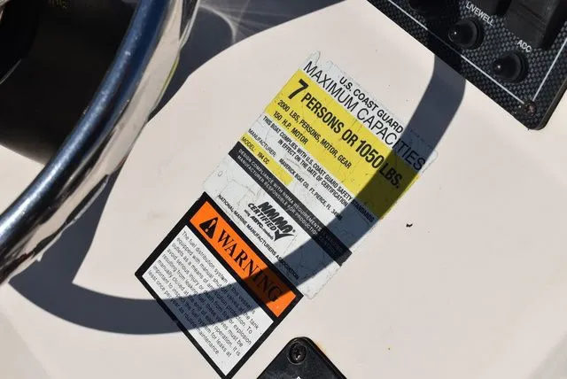 Slide: The Image of Cobia 194 Center Console 2007 - 40