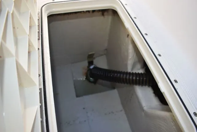 Slide: The Image of Cobia 194 Center Console 2007 - 50