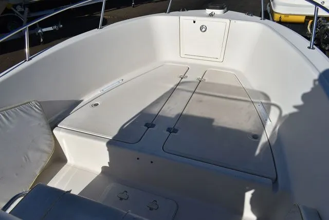 Slide: The Image of Cobia 194 Center Console 2007 - 55