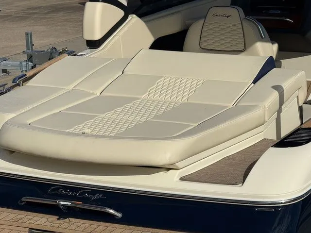 Slide: The Image of Chris-Craft Sportster 25 2026 - 12