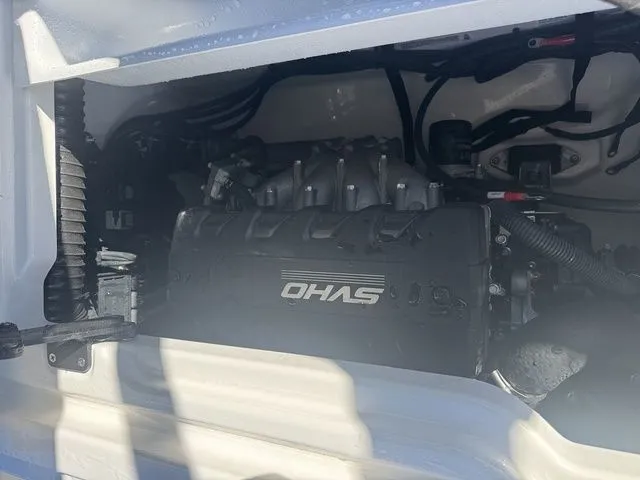 Slide: The Image of Yamaha 275SE 2025 - 24