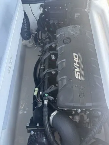 Slide: The Image of Yamaha 275SE 2025 - 27