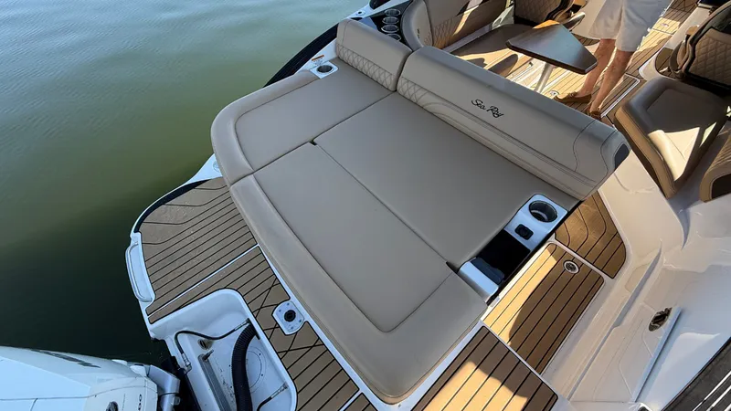 Slide: The Image of Sea Ray 260 SLX OUTBOARD 2023 - 10