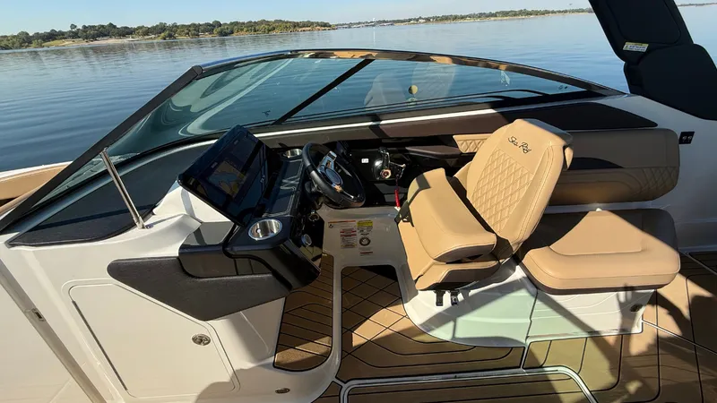 Slide: The Image of Sea Ray 260 SLX OUTBOARD 2023 - 19