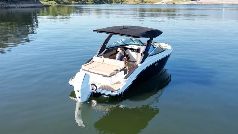 Slide: The Image of Sea Ray 260 SLX OUTBOARD 2023 - 5