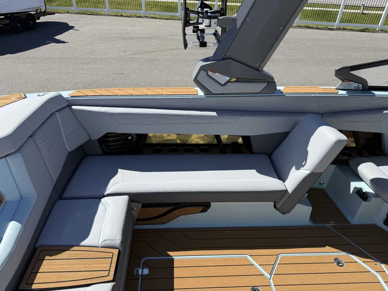 Slide: The Image of Nautique G25 2026 - 11