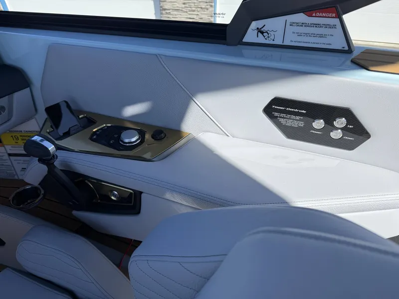 Slide: The Image of Nautique G25 2026 - 17