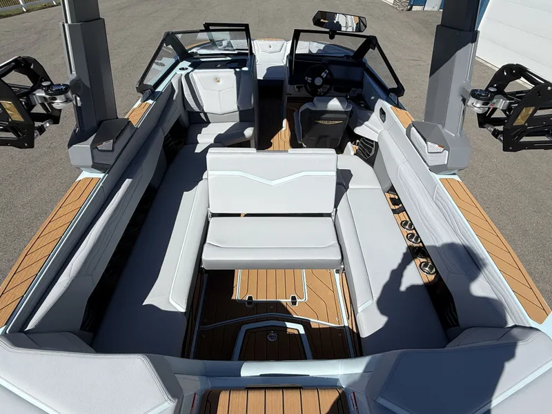 Slide: The Image of Nautique G25 2026 - 20