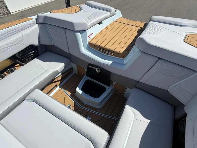 Slide: The Image of Nautique G25 2026 - 22