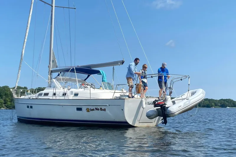 Slide: The Image of 2003 Beneteau Oceanis 42CC - 80