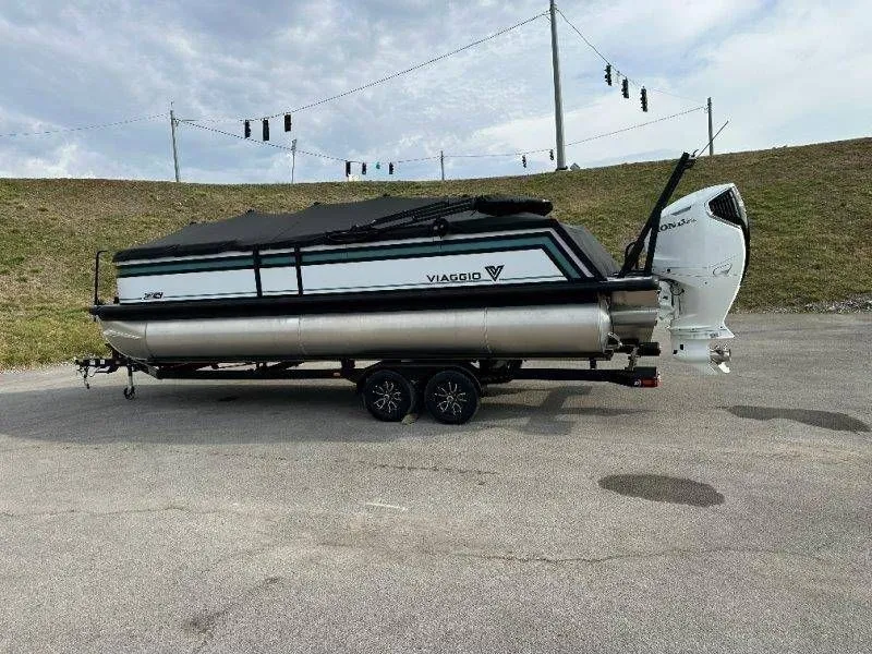 Slide: The Image of Viaggio Lago Z24B 2026 - 41