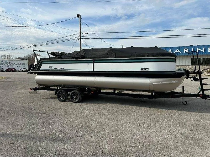 Slide: The Image of Viaggio Lago Z24B 2026 - 57