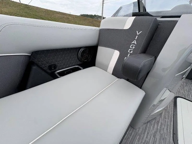 Slide: The Image of Viaggio Lago Z24D 2026 - 100