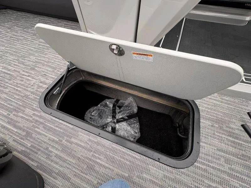 Slide: The Image of Viaggio Lago Z24D 2026 - 103