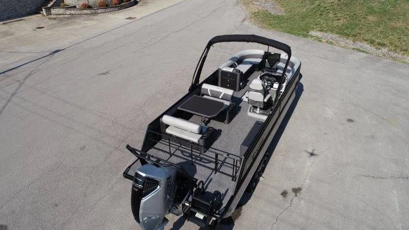 Slide: The Image of Viaggio Lago Z24D 2026 - 18