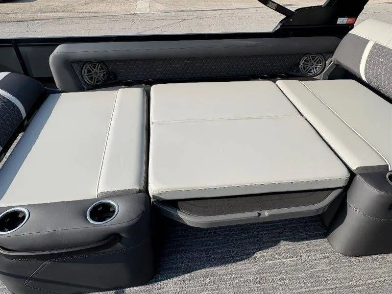 Slide: The Image of Viaggio Lago Z24D 2026 - 85