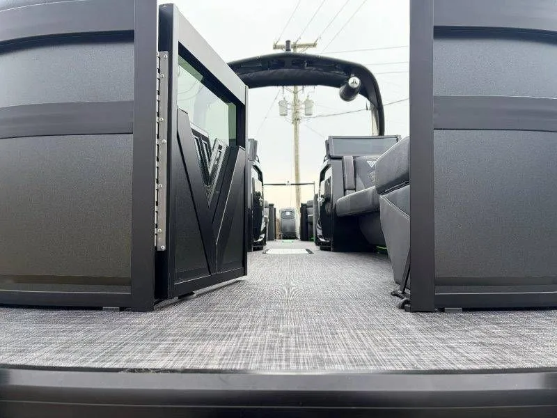 Slide: The Image of Viaggio Diamante D26U 2026 - 17