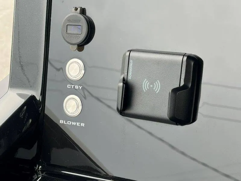 Slide: The Image of Viaggio Diamante D26U 2026 - 40