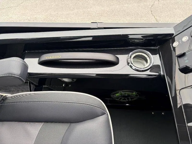 Slide: The Image of Viaggio Diamante D26U 2026 - 44