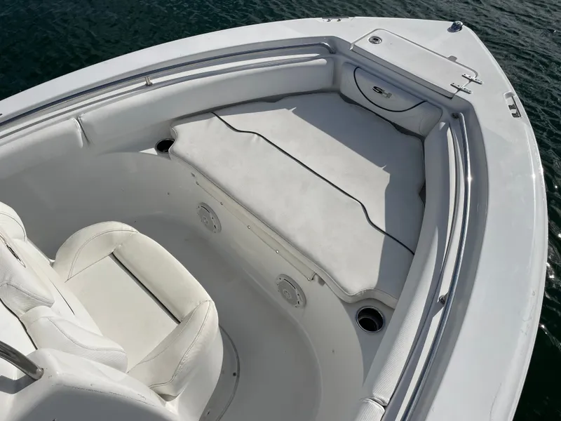 Slide: The Image of Sea Hunt Ultra 196 2016 - 18