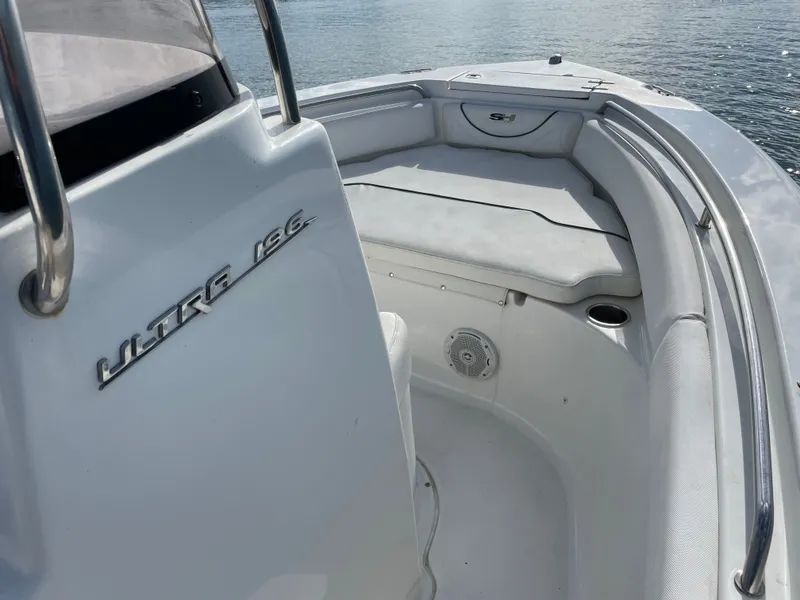 Slide: The Image of Sea Hunt Ultra 196 2016 - 25