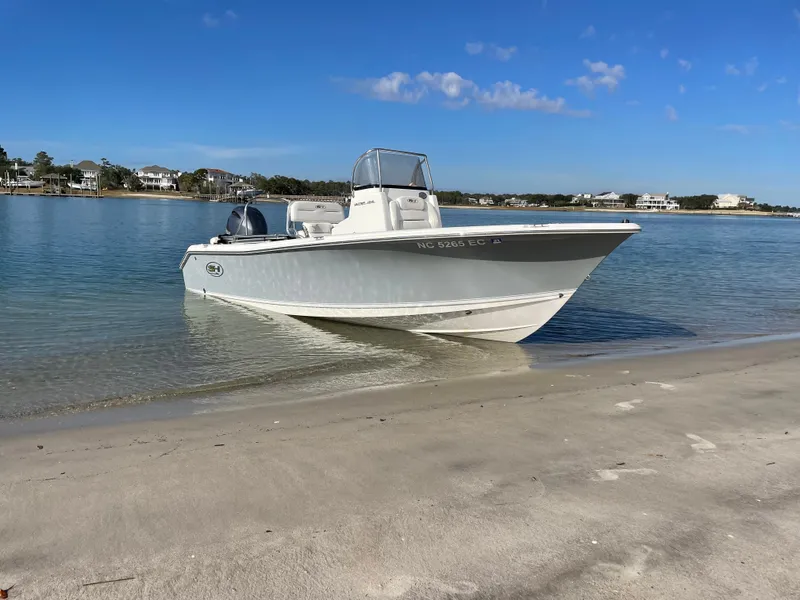 Slide: The Image of Sea Hunt Ultra 196 2016 - 4